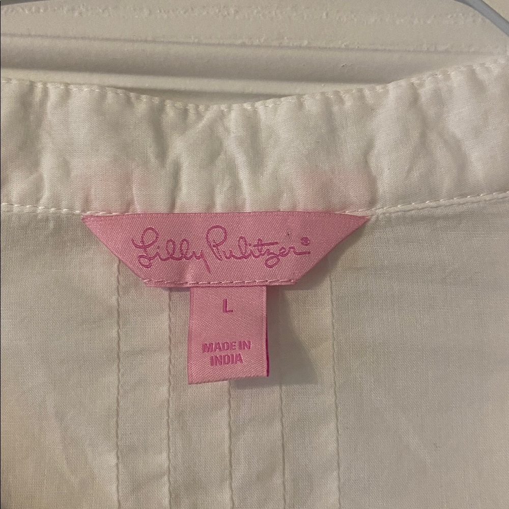 Lilly Pulitzer White Embroidered Tunic size L BNWOT length 31” bust 40” - Picture 2 of 12